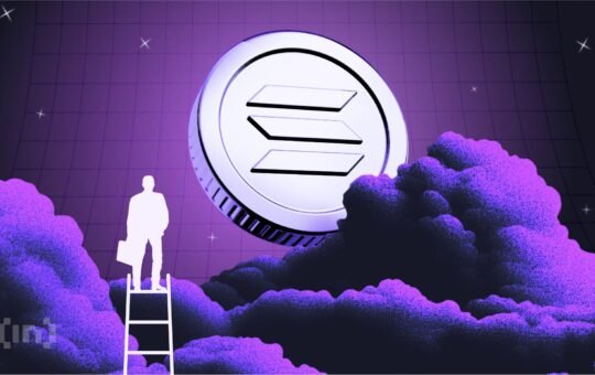 Solana Long-Term Holders Are Quietly Buying the Dip – Will Price Rebound?