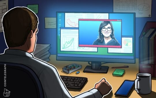 ARK Invest Buys Coinbase, Circle and Bullish as Crypto Stocks Slide