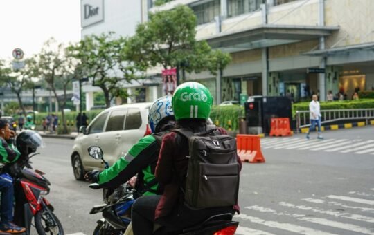 Grab brings robotics in-house to manage delivery costs